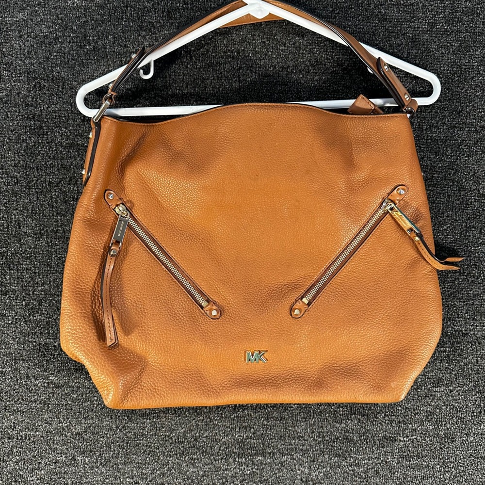 Michael Kors Hobo Bag Women Large Cognac Brown Good Pebbled Leather Zippers